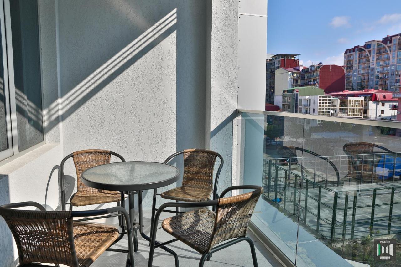 Libereco Aparthotel Μπατούμι Εξωτερικό φωτογραφία